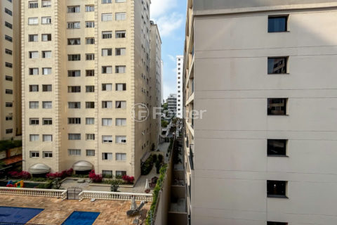 Image 19 - 1035682
