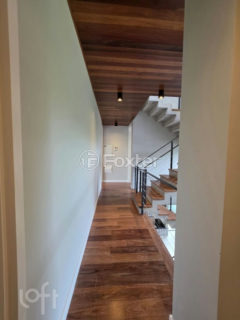 Image 53 - 1035683