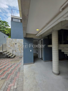 Image 36 - 1035683