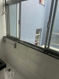 Image 7 - 1035684