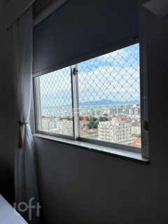 Image 11 - 1035684