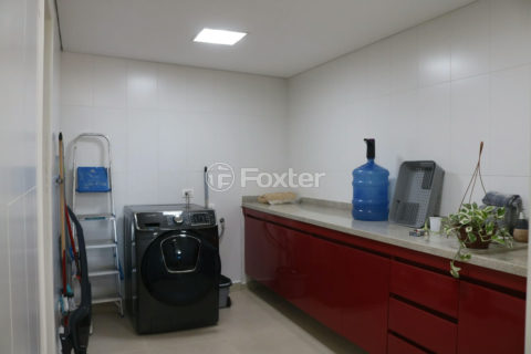 Image 31 - 1035708