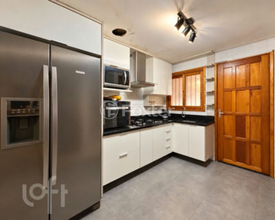 Image 3 - 1035710