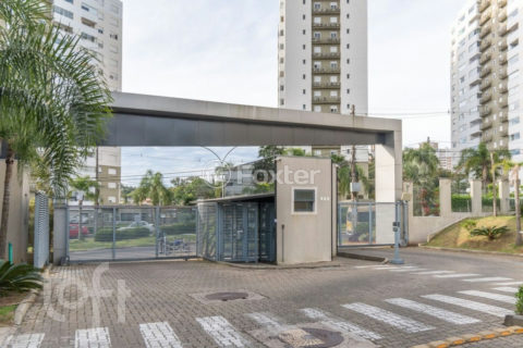 Image 29 - 1035712