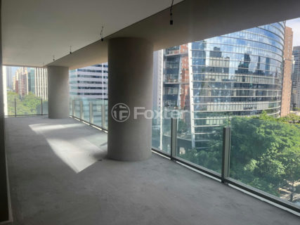 Image 6 - 1035713
