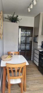 Image 4 - 1035715