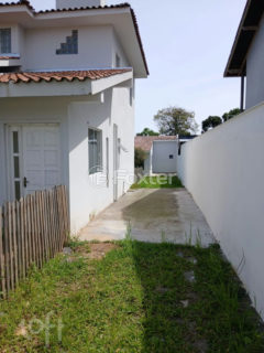 Image 25 - 1035717
