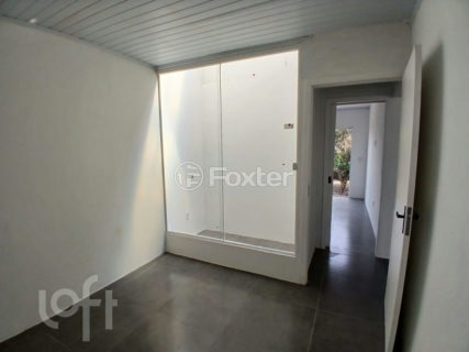 Image 34 - 1035717