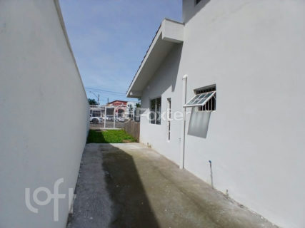 Image 11 - 1035717