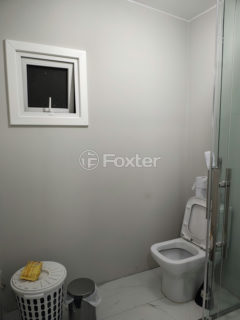 Image 4 - 1035722