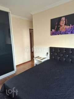 Image 7 - 1035730