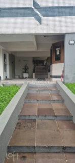Image 2 - 1035778
