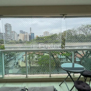 Image 5 - 1035780