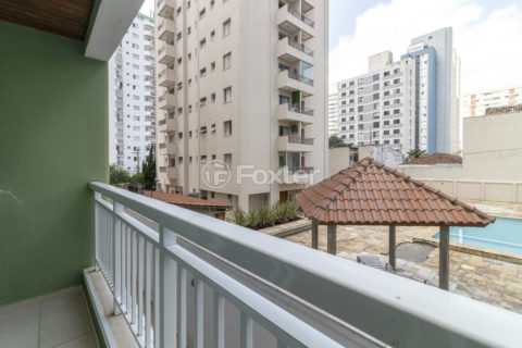 Image 16 - 1035810