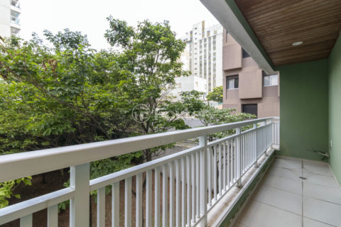 Image 35 - 1035810