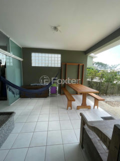 Image 7 - 1035817