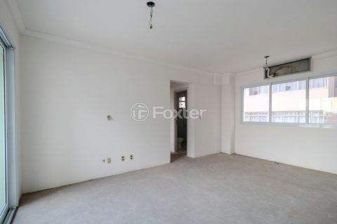 Image 4 - 1035819