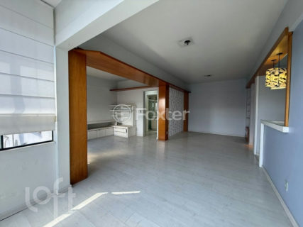 Image 3 - 1035823