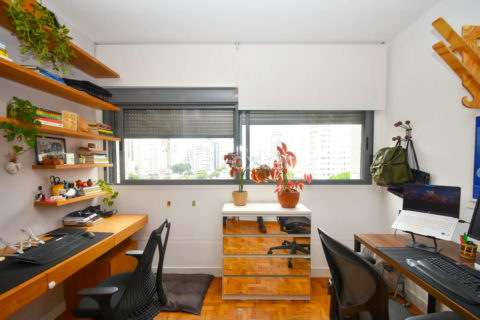 Image 30 - 1035824