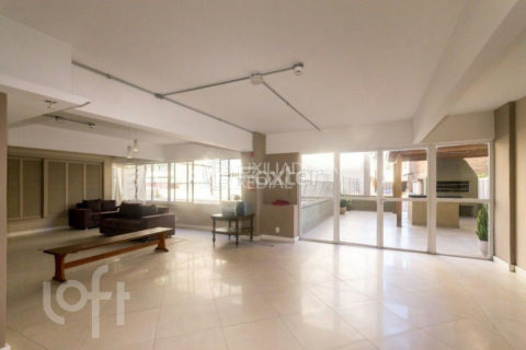 Image 25 - 1035897
