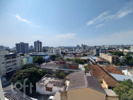 Image 16 - 1035941