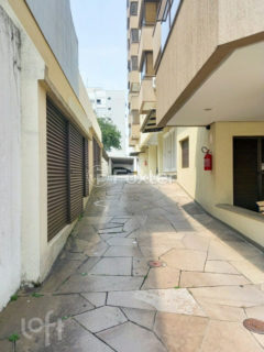Image 28 - 1035941