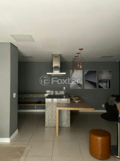 Image 31 - 1035953