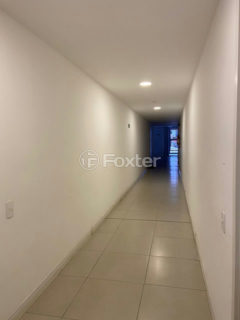 Image 50 - 1035953