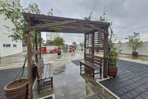 Image 28 - 1035962