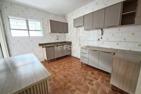 Image 22 - 1035962