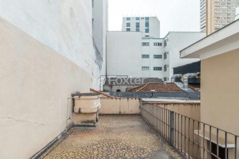 Image 35 - 1035972