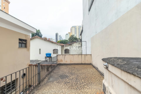 Image 33 - 1035972