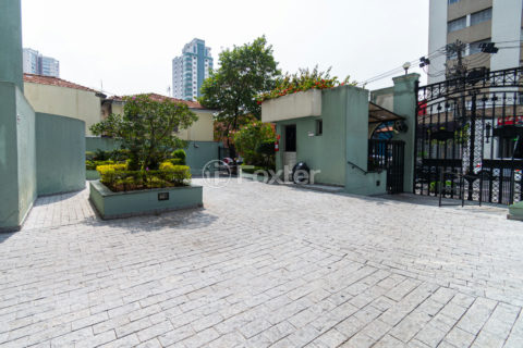 Image 51 - 1035974