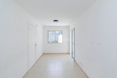 Image 30 - 1035976