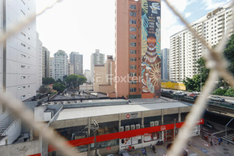 Image 5 - 1035978