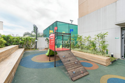 Image 9 - 1035979