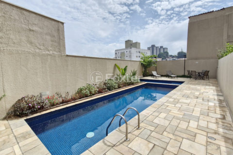 Image 33 - 1035983