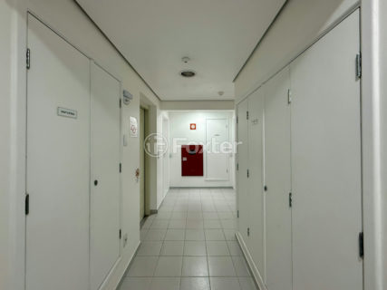Image 86 - 1035984