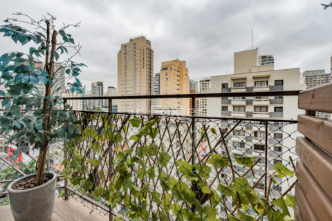 Image 30 - 1035993