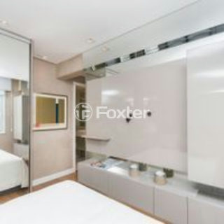 Image 21 - 1036010