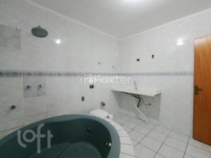 Image 34 - 1036023