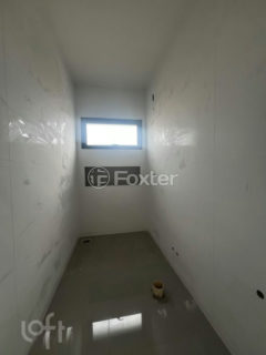 Image 39 - 1036032