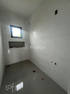 Image 37 - 1036032
