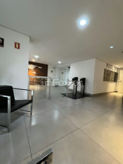 Image 10 - 1036094