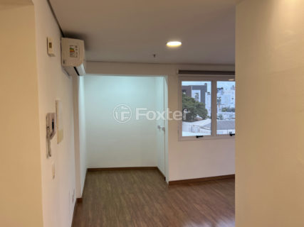 Image 4 - 1036094