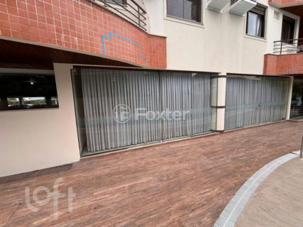 Image 38 - 1036107