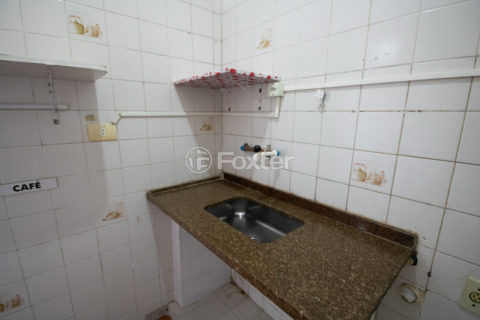 Image 2 - 1036144