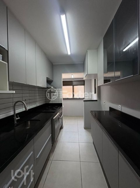Image 3 - 1036184