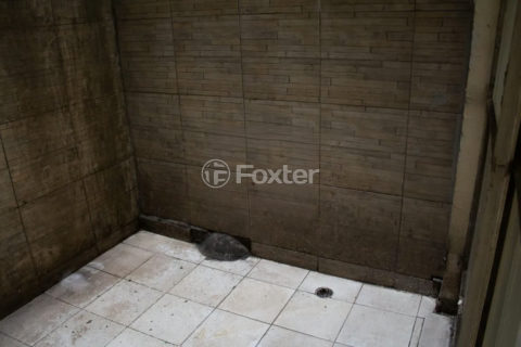 Image 4 - 1036300