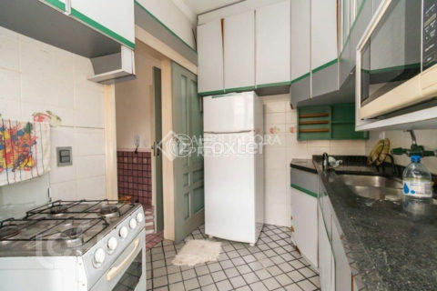 Image 8 - 1036323
